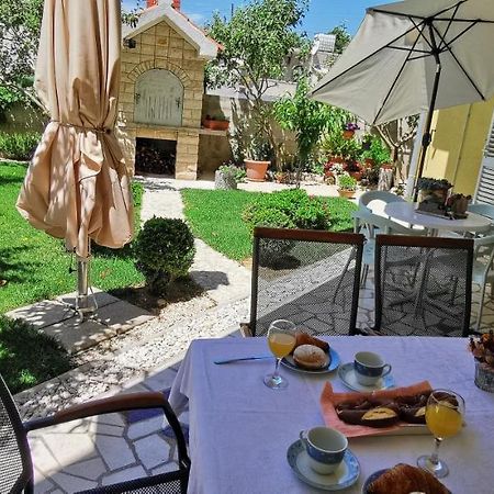 Apartman Kapovic Kaštela Екстериор снимка