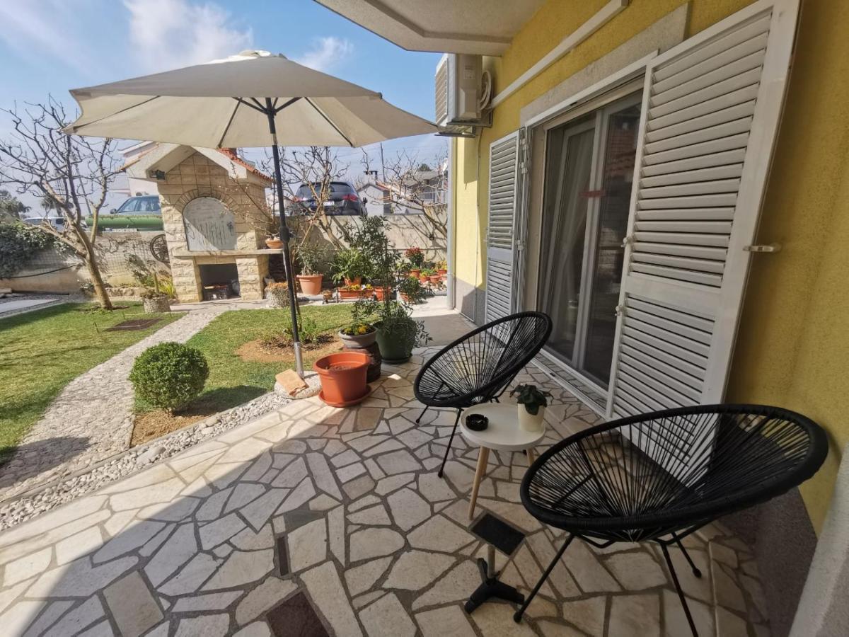 Apartman Kapovic Kaštela Екстериор снимка