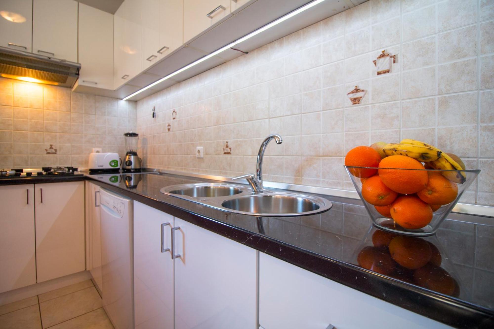 Apartman Kapovic Kaštela Екстериор снимка