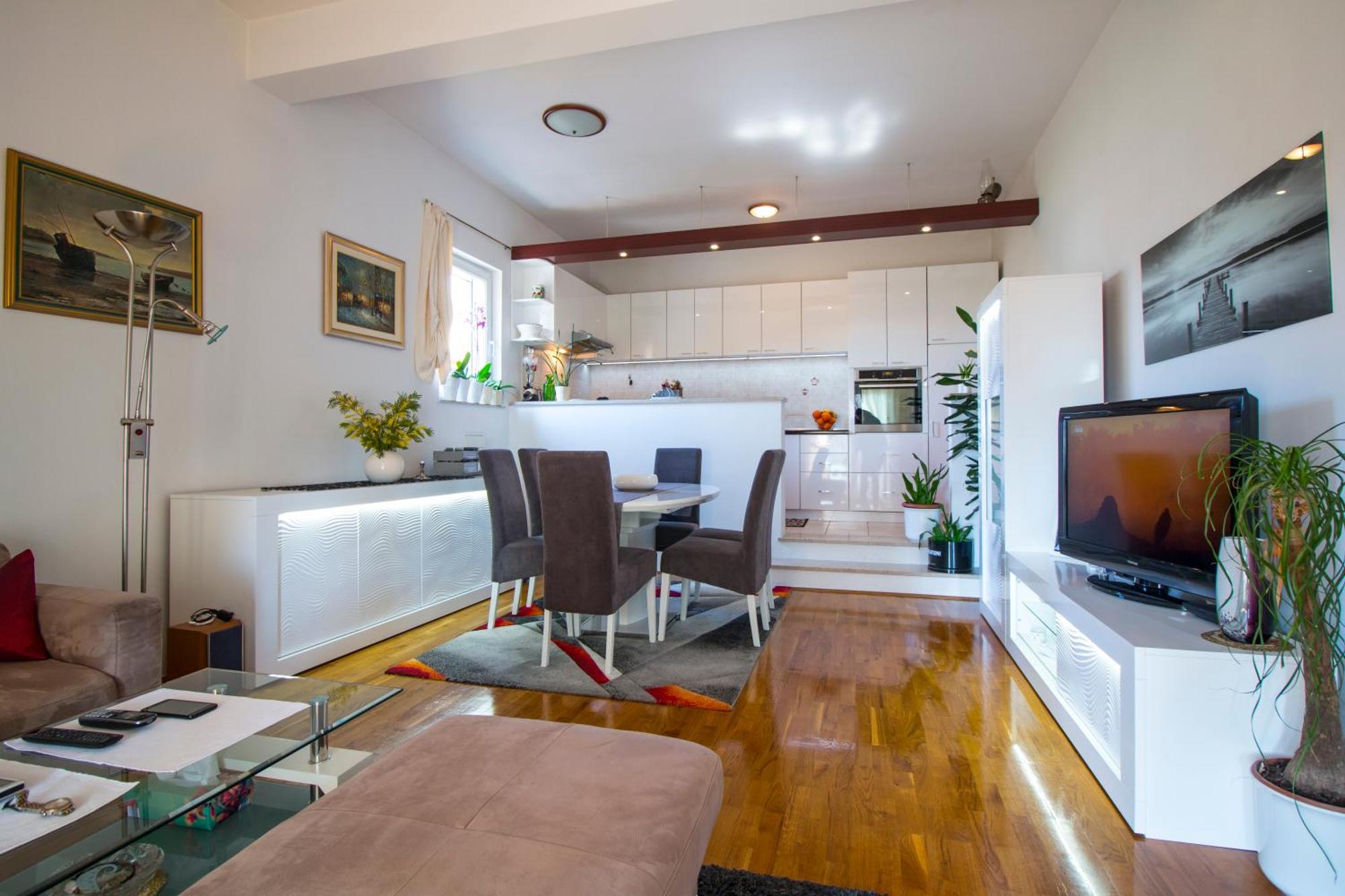 Apartman Kapovic Kaštela Екстериор снимка